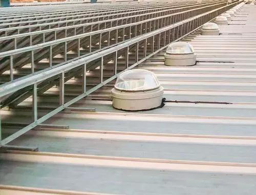 索樂圖導(dǎo)光管照明系統(tǒng)工廠應(yīng)用案例