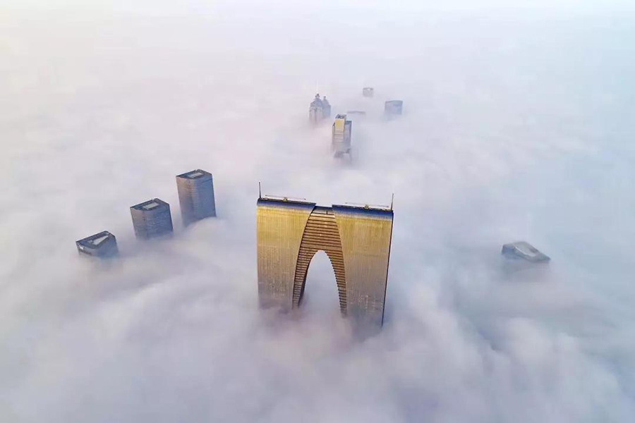 在霧霾天，讓陽光照明為人們的健康“保駕護(hù)航”