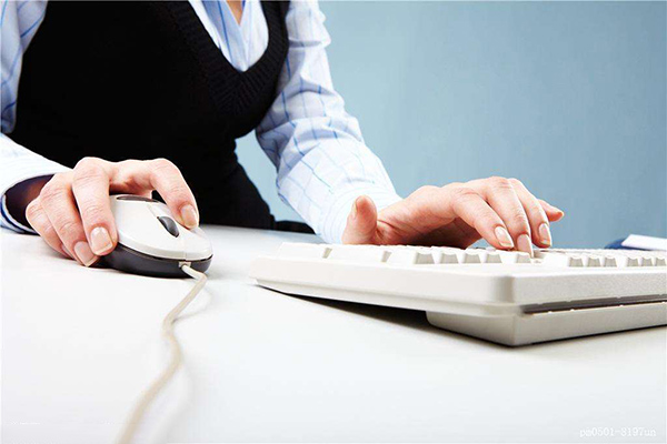 導(dǎo)光管照明效應(yīng)用 快樂工作