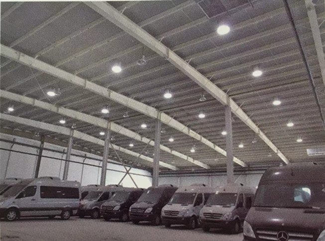 索樂(lè)圖天津奔馳卡車4S店3